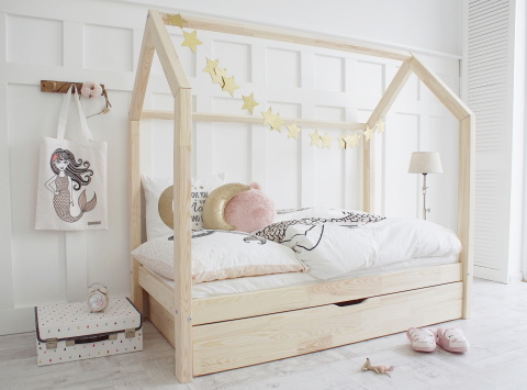 Domečková postel Classic Plus